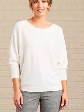 New York & Company White Dolman Sleeve Sweater L Soft Relaxed EUC